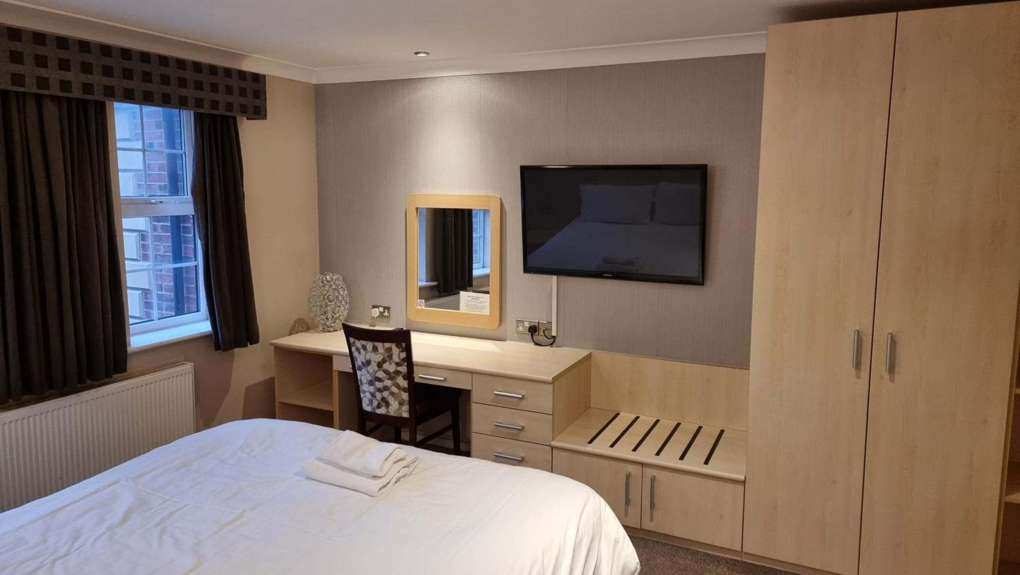 The Avenue Hotel Ltd 클리데로 외부 사진
