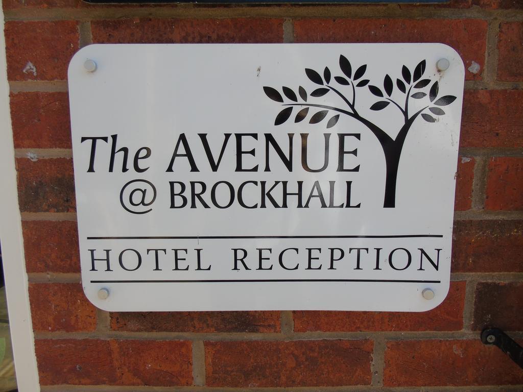 The Avenue Hotel Ltd 클리데로 외부 사진