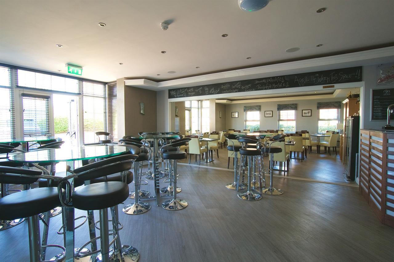 The Avenue Hotel Ltd 클리데로 외부 사진