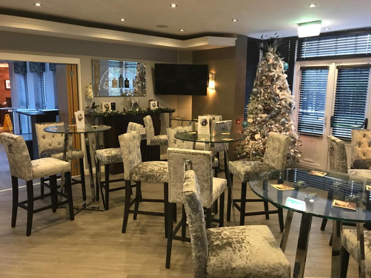 The Avenue Hotel Ltd 클리데로 외부 사진